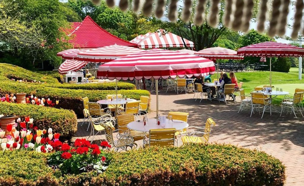 Mackinac Island offers a variety of outdoor dining options with unique settings, from waterfront cafes to garden patios.