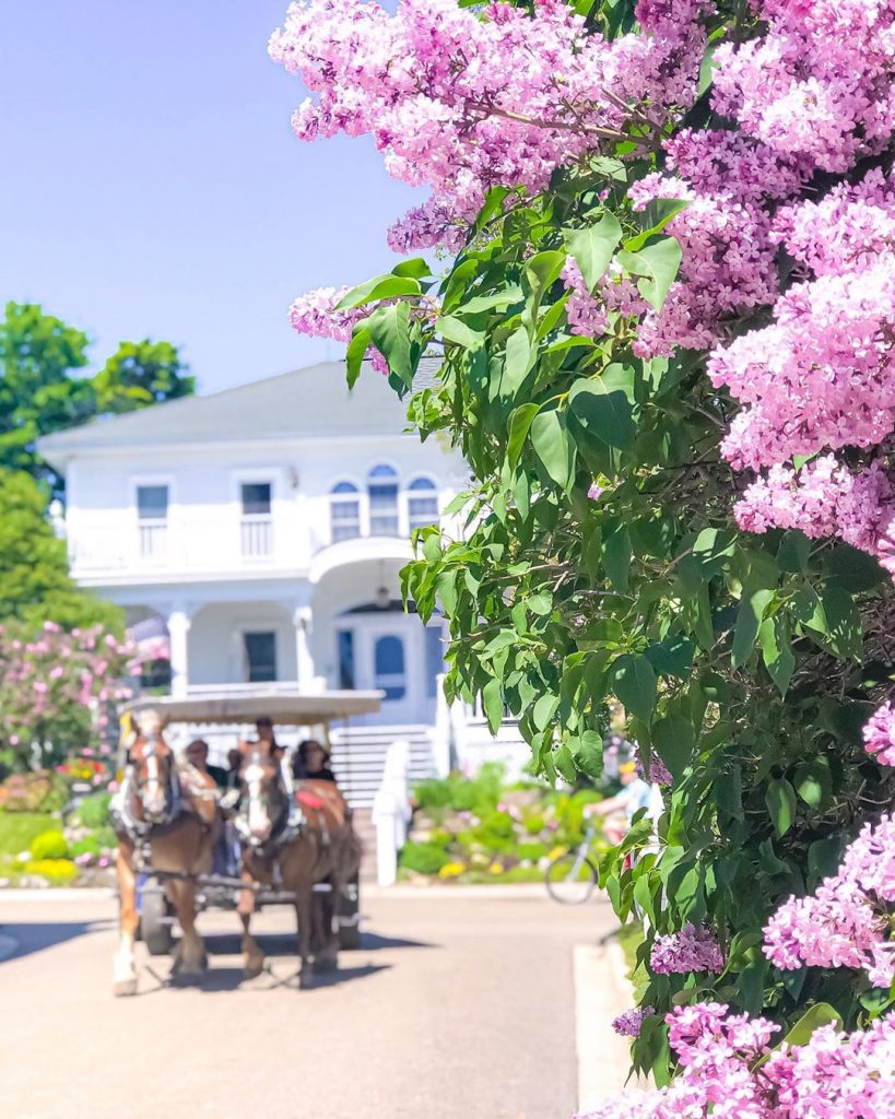 The best time to visit Mackinac Island may be in the summer when the lilac bushes bloom, but each season has its own joys.